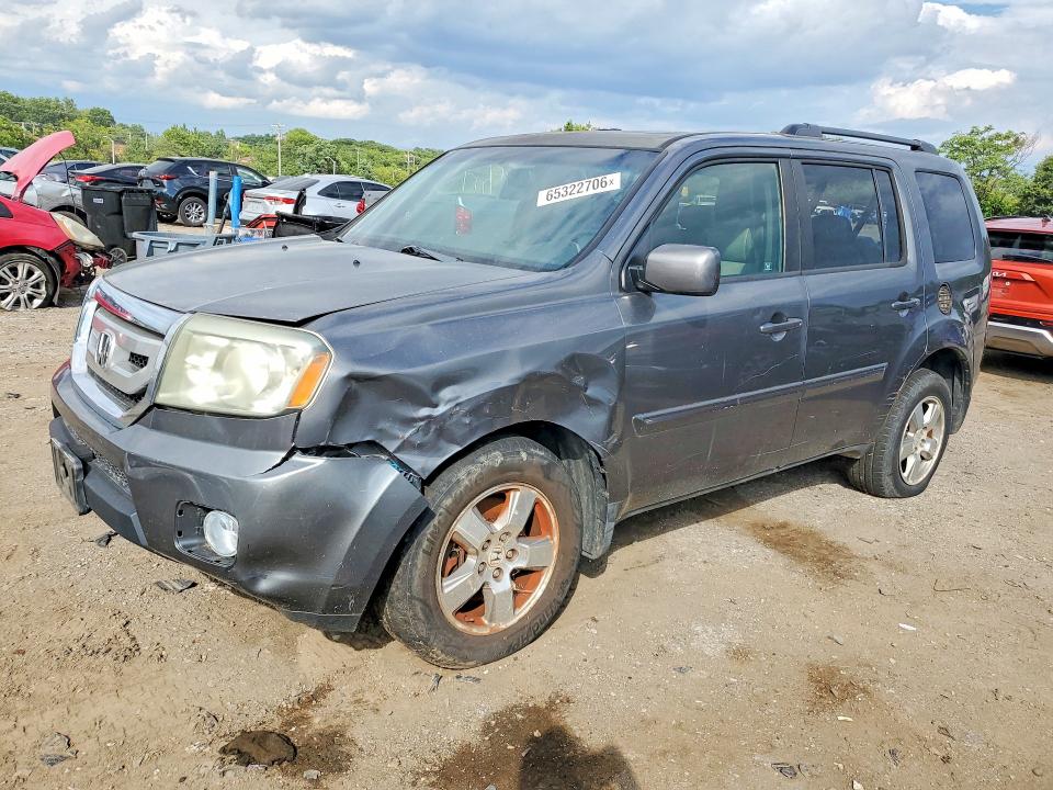 HONDA PILOT 2011 with VIN 5FNYF4H59BB015092 - Photo from auction