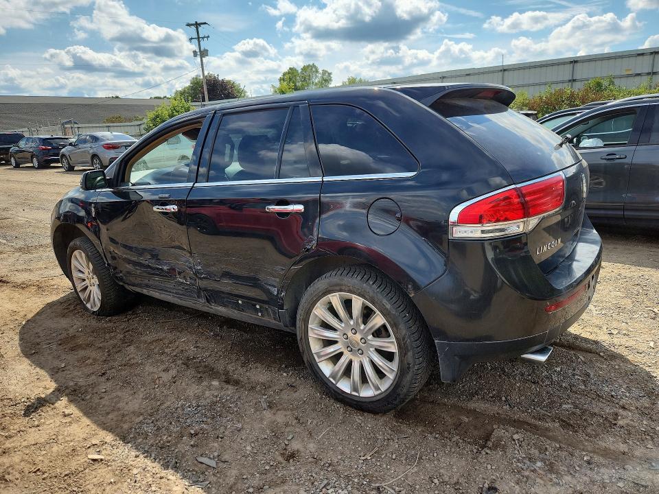 Photo 2 from auction – 2013 LINCOLN MKX with VIN 2LMDJ8JK8DBL10642