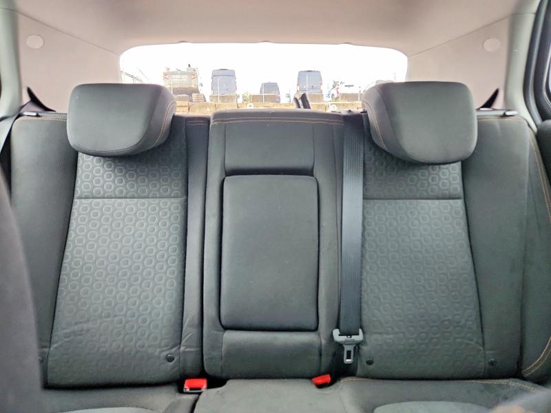 Photo 10 from auction – 2017 CHEVROLET TRAX with VIN 3GNCJNSBXHL230995