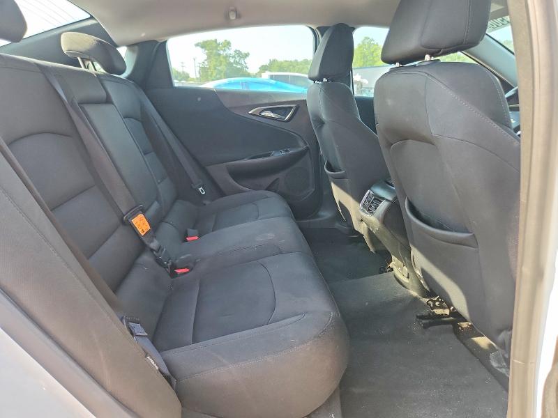 Photo 10 from auction – 2018 CHEVROLET MALIBU with VIN 1G1ZD5ST7JF238421