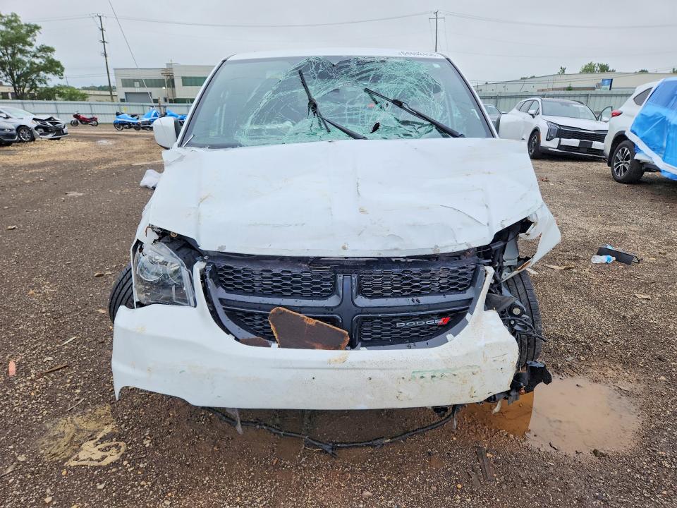 Photo 5 from auction – 2017 DODGE GRAND CARAVAN with VIN 2C4RDGBG2HR856979