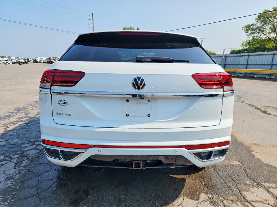 Photo 6 from auction – 2021 VOLKSWAGEN ATLAS CROSS SPORT with VIN 1V2CE2CA2MC217695