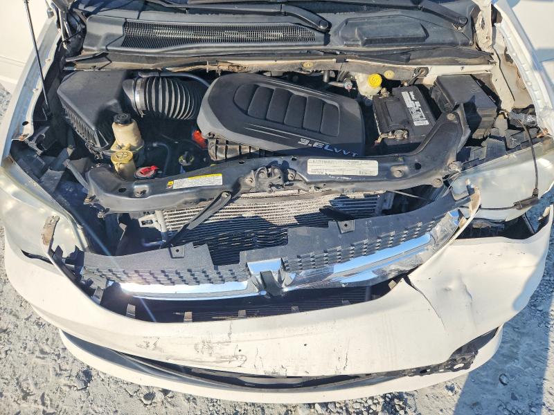 Photo 12 from auction – 2011 DODGE GRAND CARAVAN with VIN 2D4RN5DG3BR693588
