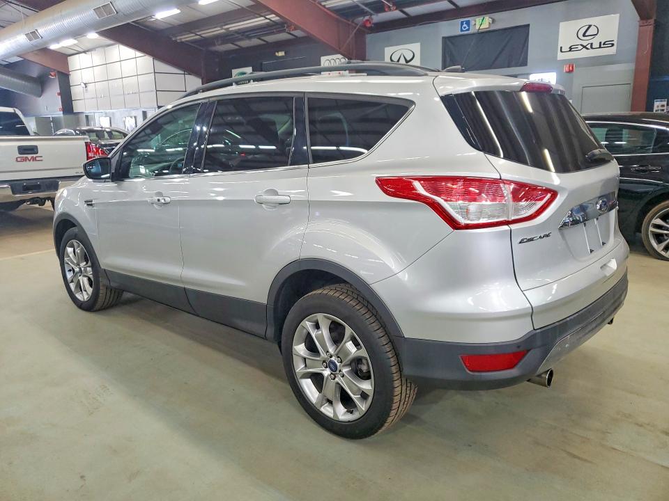 Photo 2 from auction – 2013 FORD ESCAPE with VIN 1FMCU9H9XDUC51093