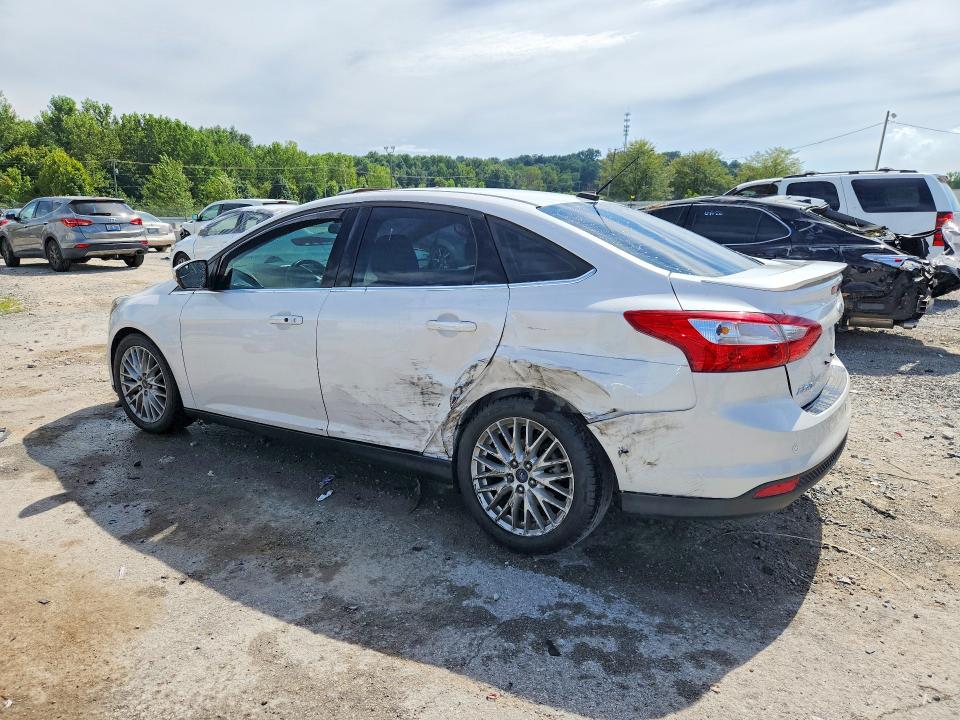 Photo 2 from auction – 2014 FORD FOCUS with VIN 1FADP3J2XEL405082