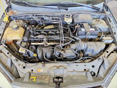 Zdjęcie 11 z aukcji – 2006 FORD FOCUS z VIN 1FAFP34N06W237385
