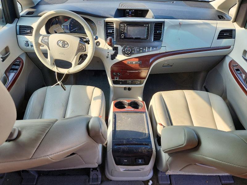 Photo 8 from auction – 2014 TOYOTA SIENNA with VIN 5TDYK3DC6ES462344