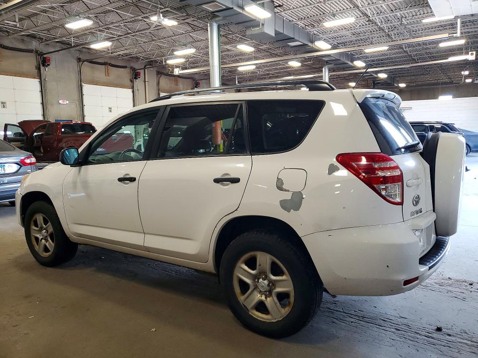 Photo 2 from auction – 2011 TOYOTA RAV4 with VIN 2T3BF4DV5BW085050