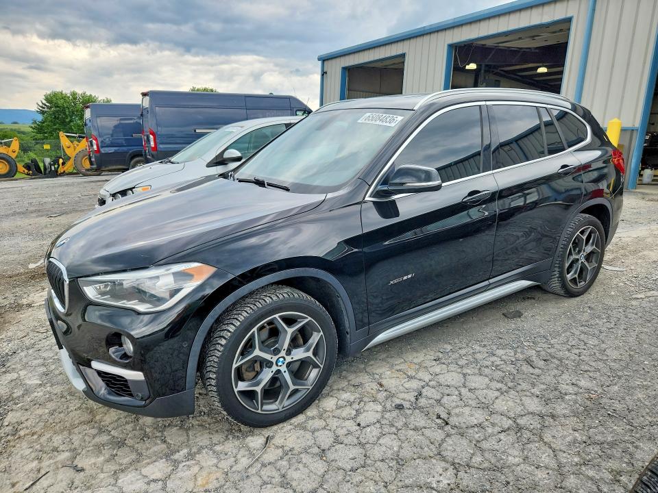 BMW X1 2017 مع رقم تعريف المركبة WBXHT3C35H5F80805 - صورة من المزاد