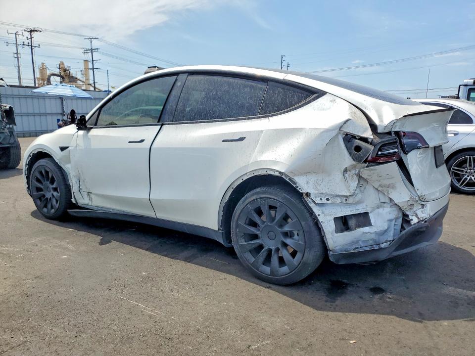 Photo 2 from auction – 2021 TESLA MODEL Y with VIN 5YJYGDEE8MF219225
