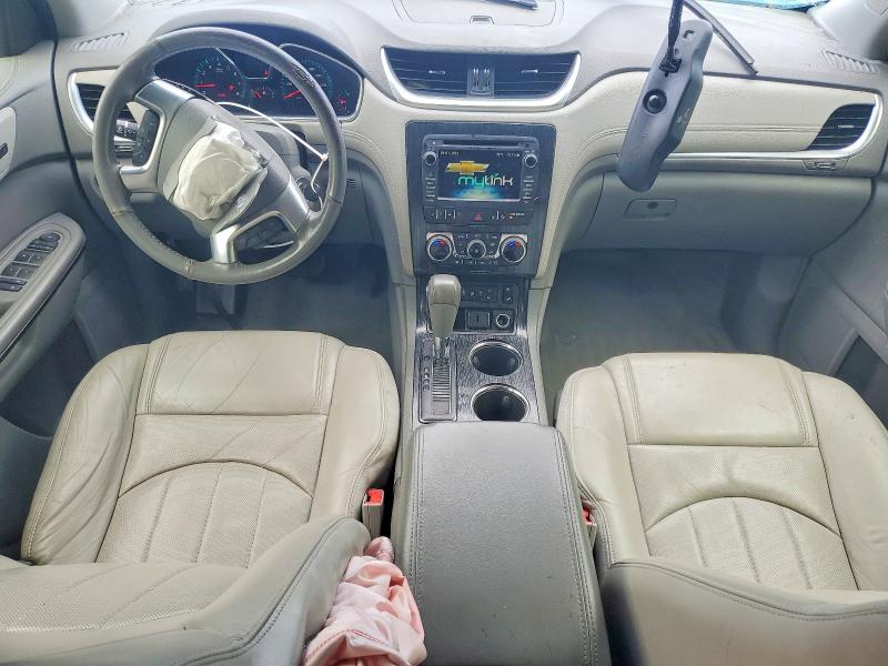 Photo 8 from auction – 2016 CHEVROLET TRAVERSE with VIN 1GNKVJKD4GJ315346