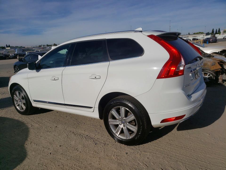 Photo 2 from auction – 2016 VOLVO XC60 with VIN YV4612RK5G2785358