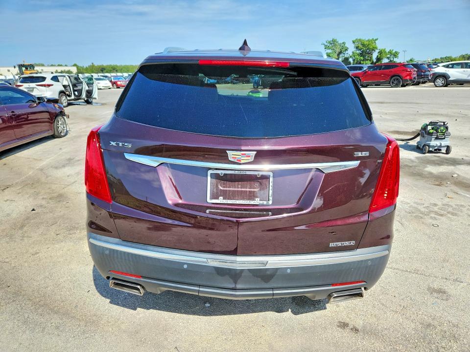 Photo 6 from auction – 2018 CADILLAC XT5 with VIN 1GYKNCRS1JZ167894