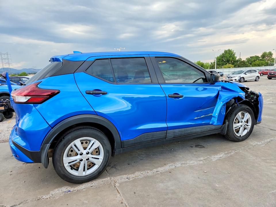 Photo 3 from auction – 2021 NISSAN KICKS with VIN 3N1CP5BV4ML560405
