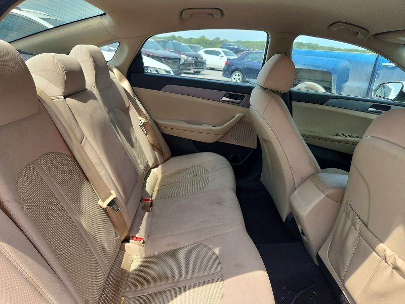 Photo 10 from auction – 2018 HYUNDAI SONATA with VIN 5NPE24AF5JH721848