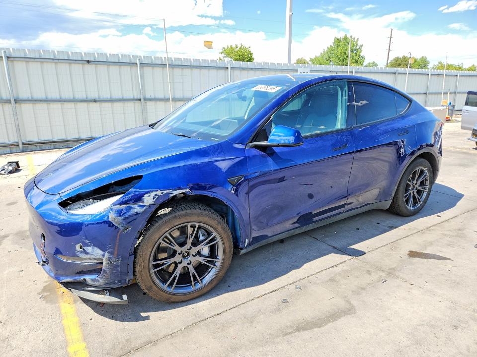 TESLA MODEL Y 2024 with VIN 7SAYGAEE9RF193887 - Photo from auction
