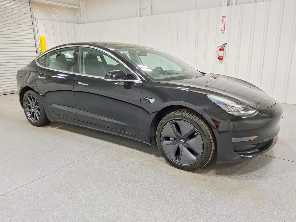 صورة رقم 4 من المزاد - 2019 TESLA MODEL 3 مع VIN 5YJ3E1EA5KF421142