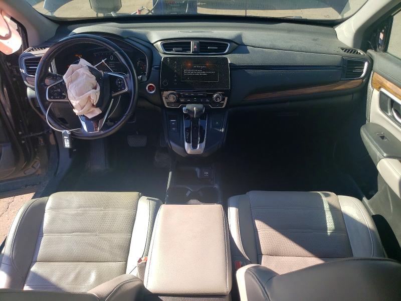 Photo 8 from auction – 2018 HONDA CR-V with VIN 7FARW2H90JE099155