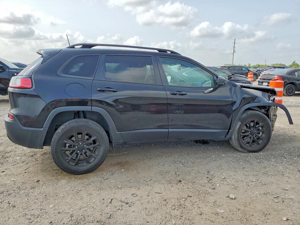 Photo 3 from auction – 2023 JEEP CHEROKEE with VIN 1C4PJMMB0PD114968