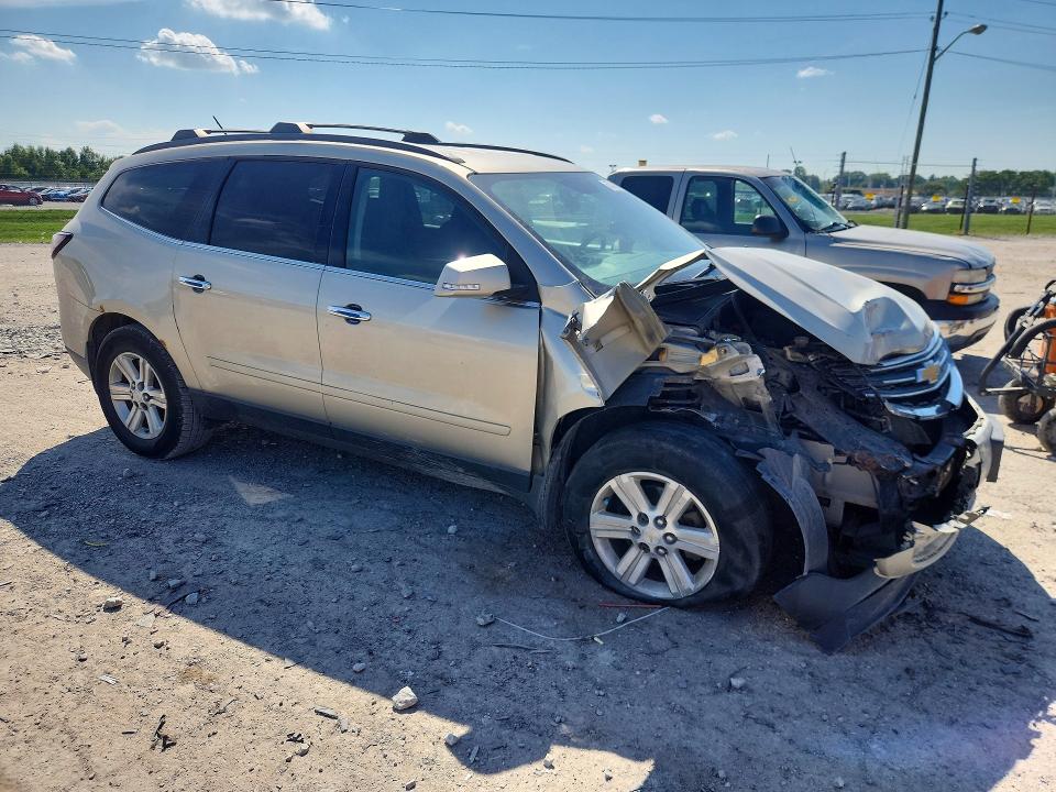 Photo 4 from auction – 2014 CHEVROLET TRAVERSE with VIN 1GNKVGKDXEJ247909