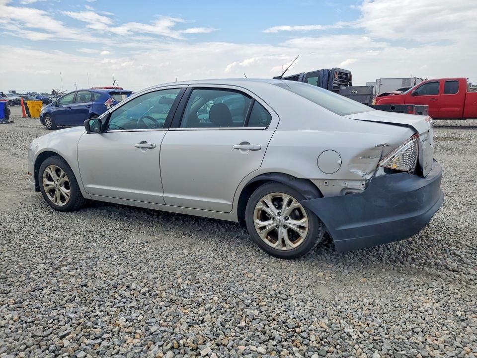 Photo 2 from auction – 2012 FORD FUSION with VIN 3FAHP0HA9CR136956
