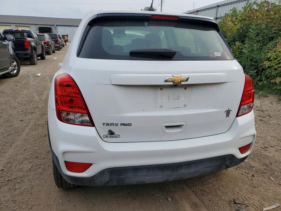 Photo 6 from auction – 2017 CHEVROLET TRAX with VIN KL7CJNSBXHB088557