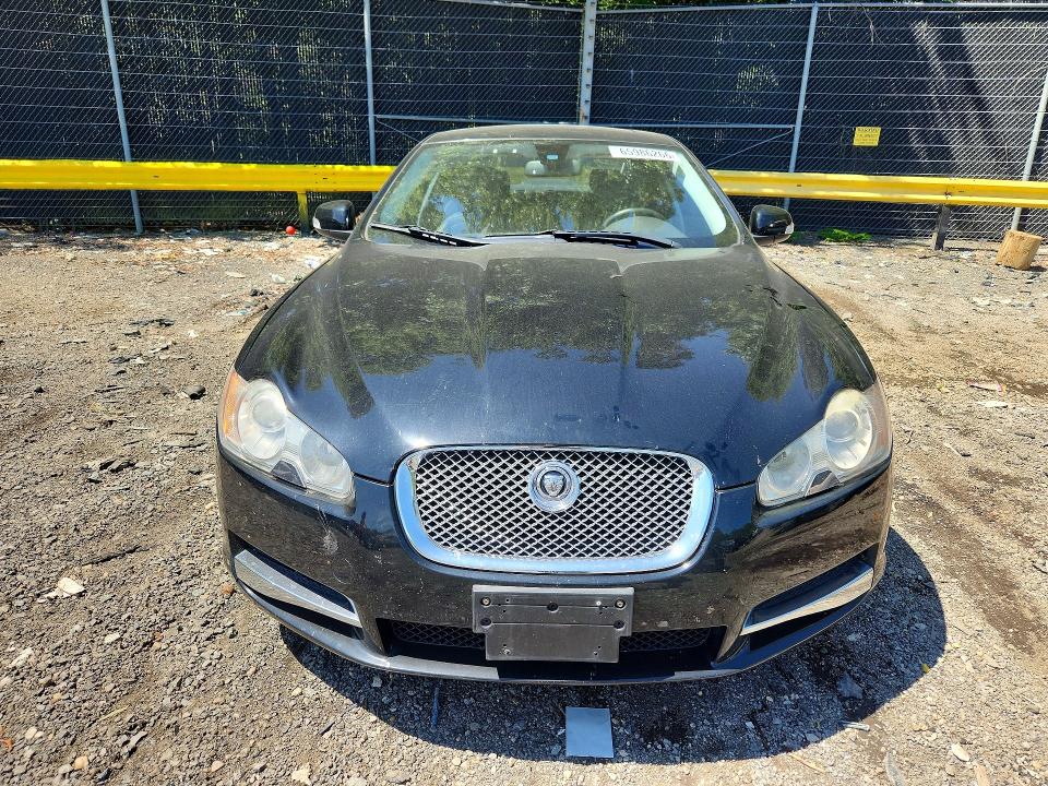 Photo 5 from auction – 2009 JAGUAR XF with VIN SAJWA05B09HR22964