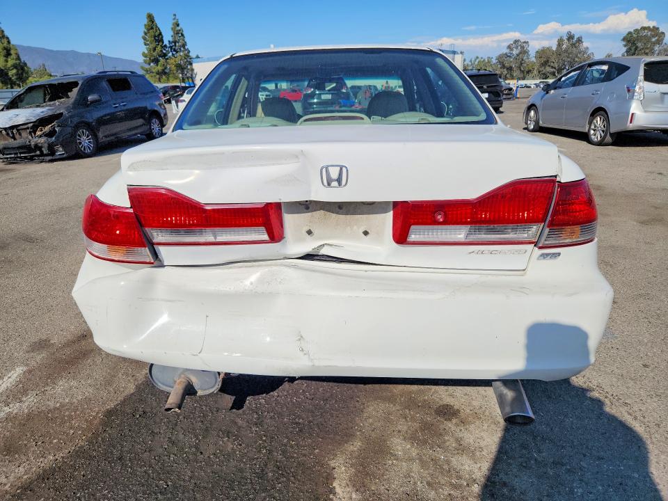 Photo 6 from auction – 2002 HONDA ACCORD with VIN 1HGCG165X2A043051