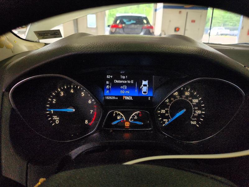 Photo 9 from auction – 2015 FORD FOCUS with VIN 1FADP3F26FL376402