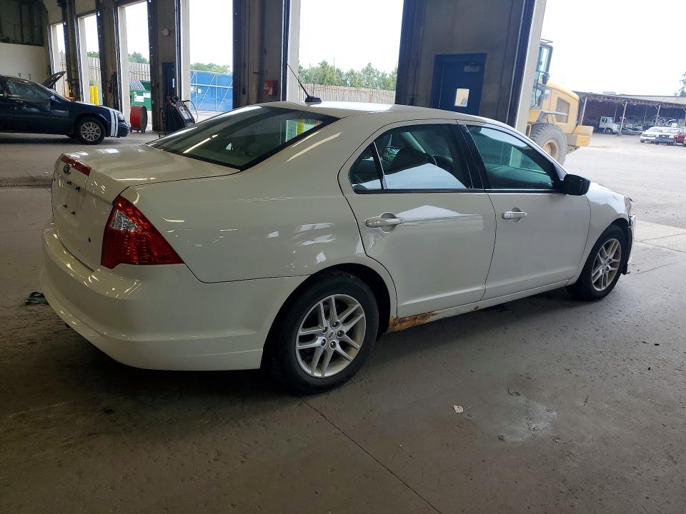 Photo 3 from auction – 2012 FORD FUSION with VIN 3FAHP0GA9CR333711