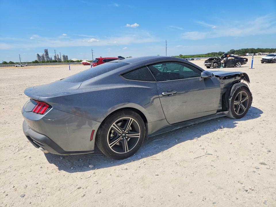 Photo 3 from auction – 2025 FORD MUSTANG with VIN 1FA6P8TH8S5124101