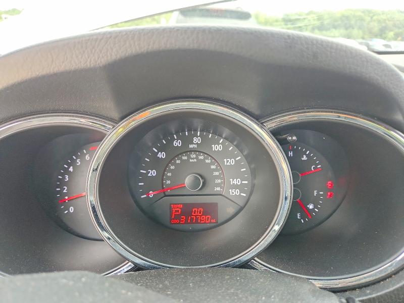Foto 9 de la subasta – 2012 KIA SORENTO con VIN 5XYKT3A63CG289961