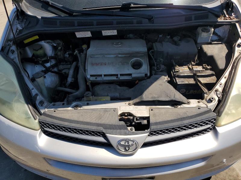Photo 12 from auction – 2004 TOYOTA SIENNA with VIN 5TDZA23C84S124817