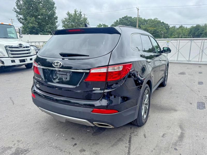 Photo 3 from auction – 2016 HYUNDAI SANTA FE with VIN KM8SMDHF0GU153067