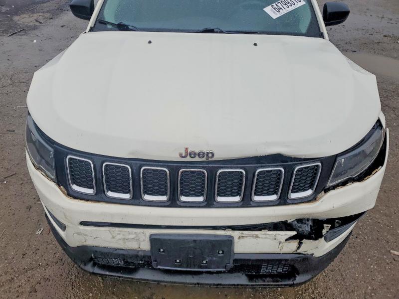 Снимка 12 от търг – 2019 JEEP COMPASS с VIN 3C4NJCAB0KT848003