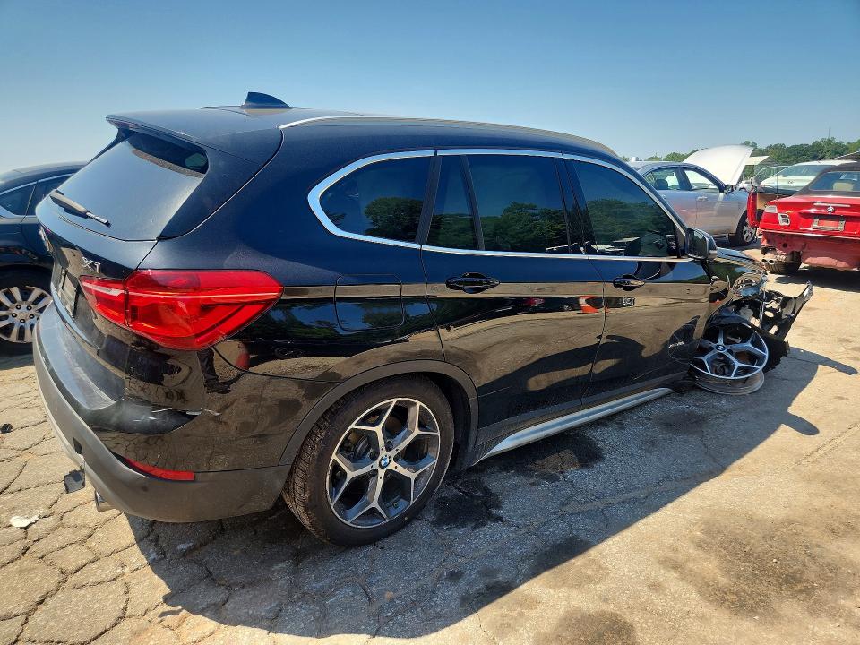Photo 3 from auction – 2017 BMW X1 with VIN WBXHT3C31H5F74886