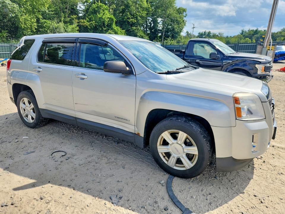 صورة رقم 4 من المزاد - 2015 GMC TERRAIN مع VIN 2GKALNEK6F6360588