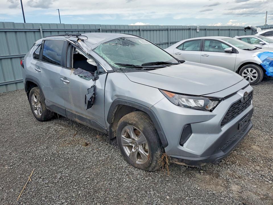 Photo 4 from auction – 2025 TOYOTA RAV4 with VIN 2T3BWRFV2SW261658