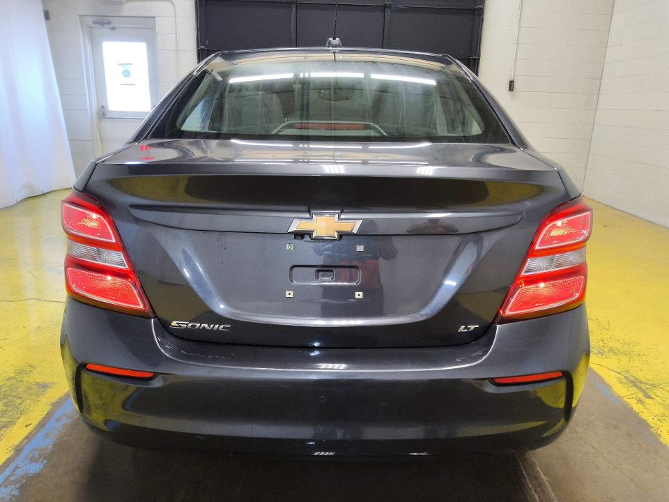 Photo 6 from auction – 2017 CHEVROLET SONIC with VIN 1G1JD5SG2H4150222