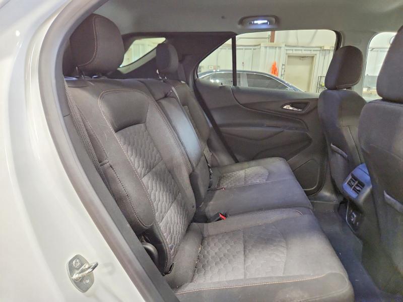 Photo 11 from auction – 2019 CHEVROLET EQUINOX with VIN 2GNAXUEV1K6143634