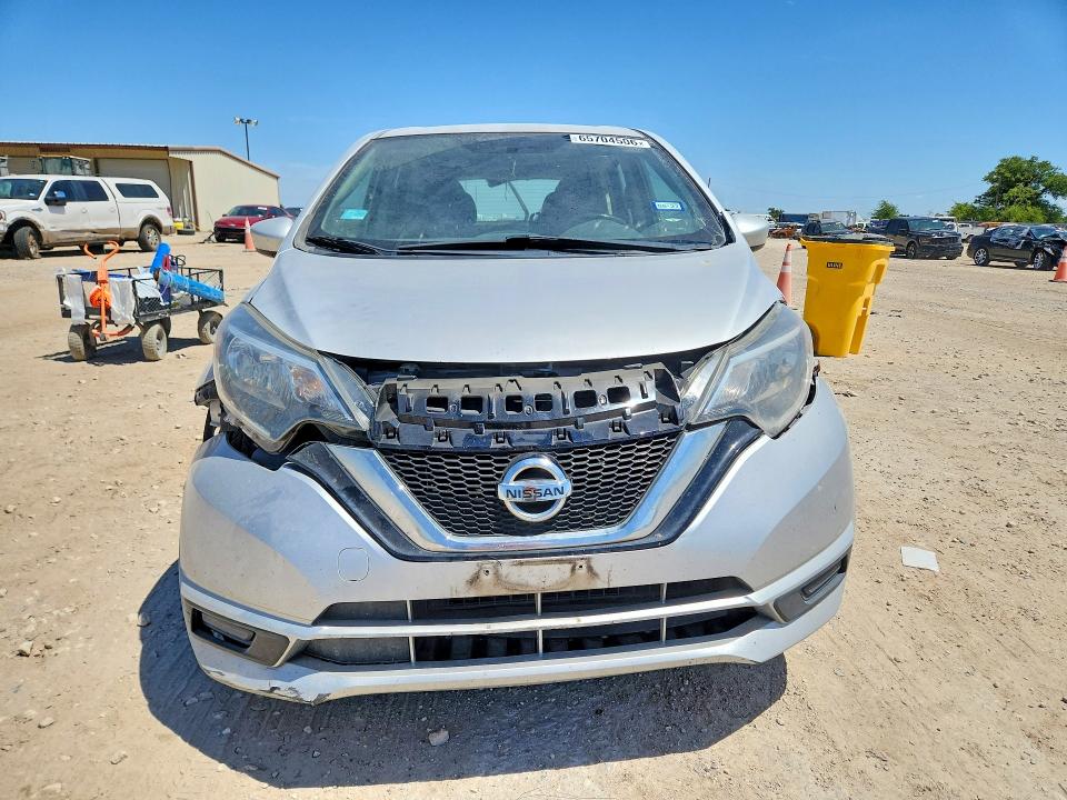 Снимка 5 от търг – 2017 NISSAN VERSA NOTE с VIN 3N1CE2CP1HL360673