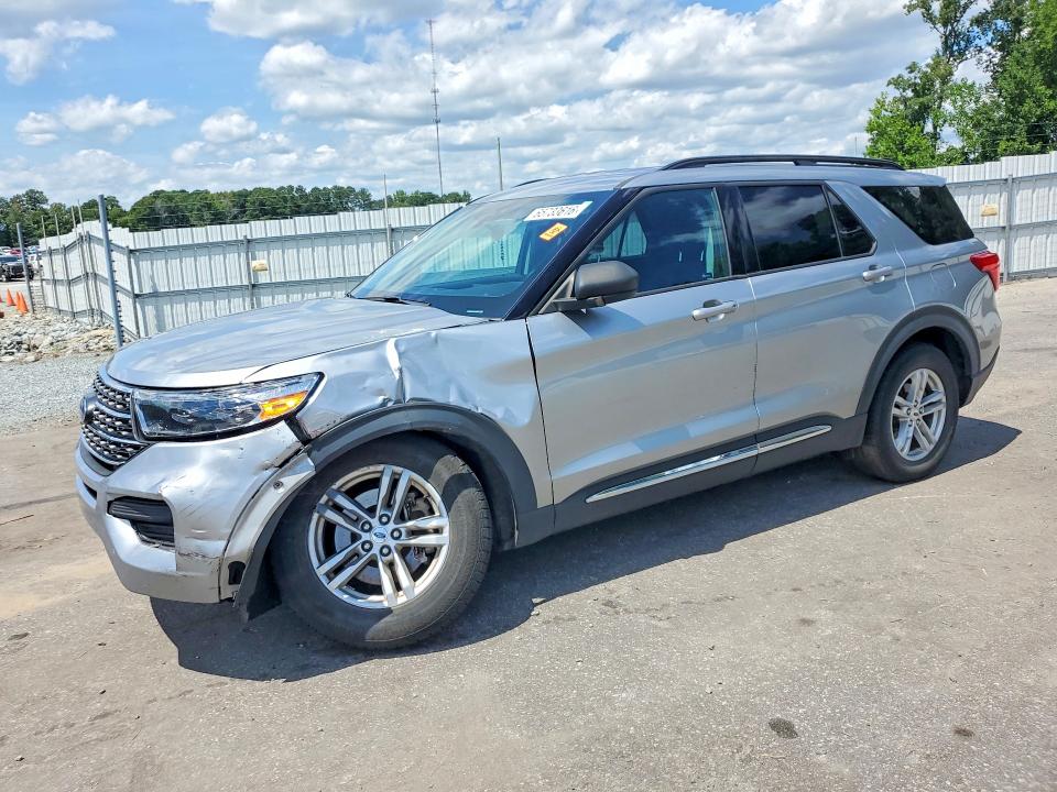 FORD EXPLORER 2022 with VIN 1FMSK7DH3NGB23362 - Photo from auction