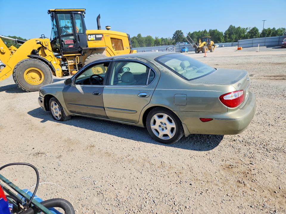 Снимка 2 от търг – 2000 INFINITI I30 с VIN JNKCA31A6YT111728