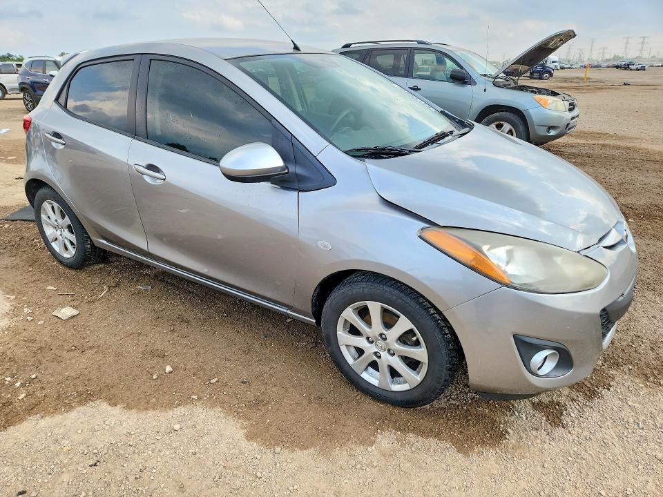 Photo 4 from auction – 2012 MAZDA MAZDA2 with VIN JM1DE1LY2C0152201