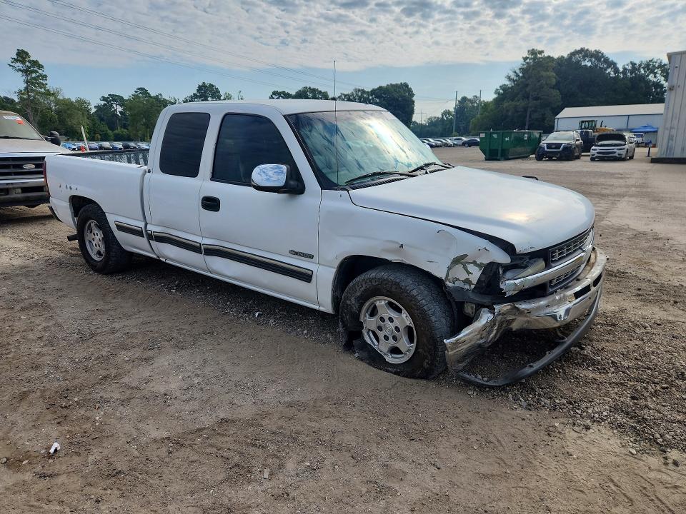 Photo 4 from auction – 2002 CHEVROLET SILVERADO with VIN 2GCEC19T321332652