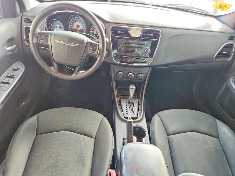 Photo 8 from auction – 2012 CHRYSLER 200 with VIN 1C3CCBAB7CN162784