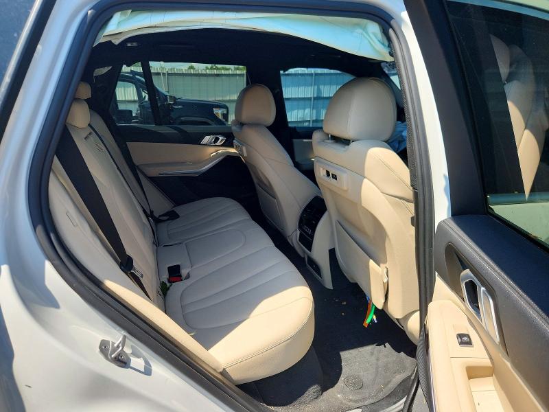Photo 11 from auction – 2021 BMW X5 with VIN 5UXCR6C04M9G29295