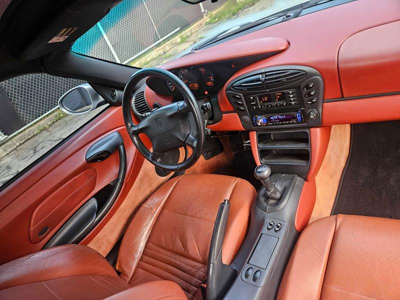 Photo 9 from auction – 1998 PORSCHE BOXSTER with VIN WP0CA2986WU623669