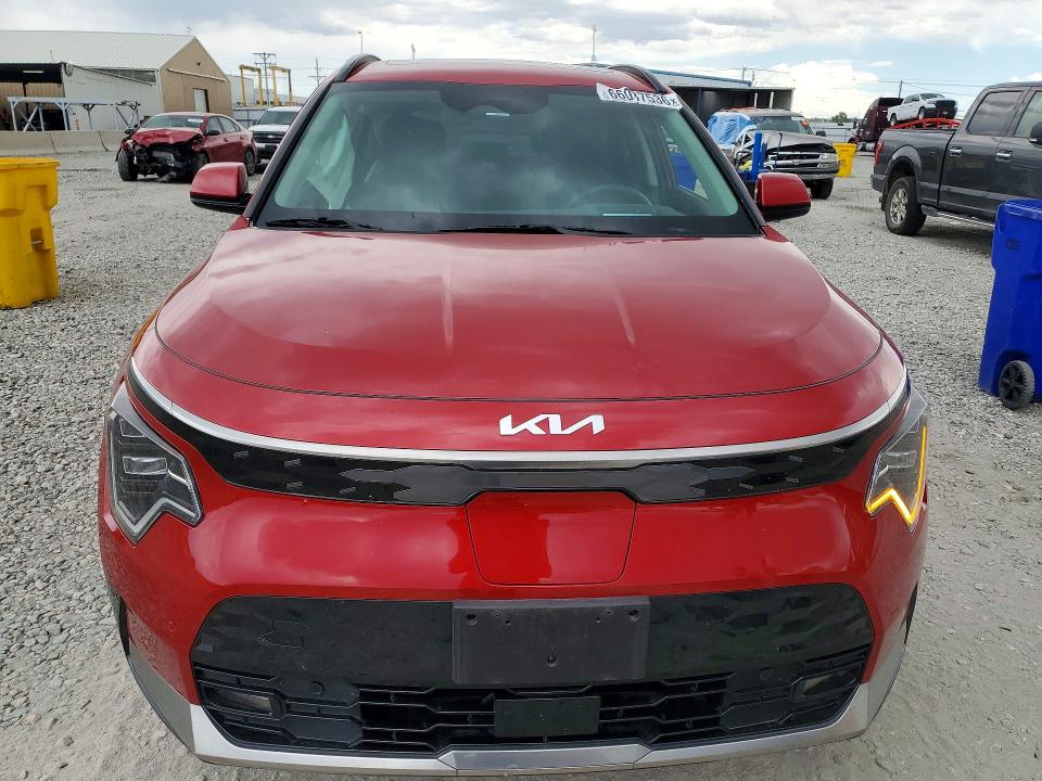 Foto 5 de la subasta – 2025 KIA NIRO con VIN KNDCT3L18S5133489