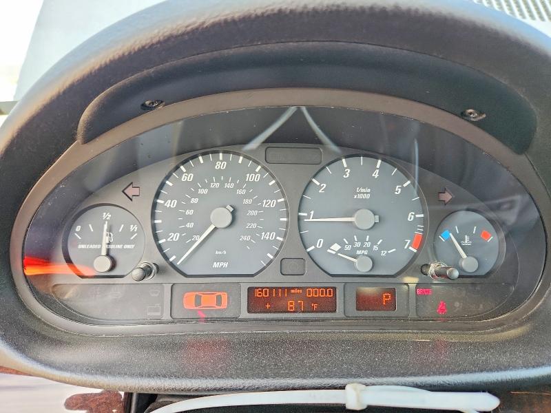 Photo 9 from auction – 2003 BMW 325 with VIN WBABS33493PG92550